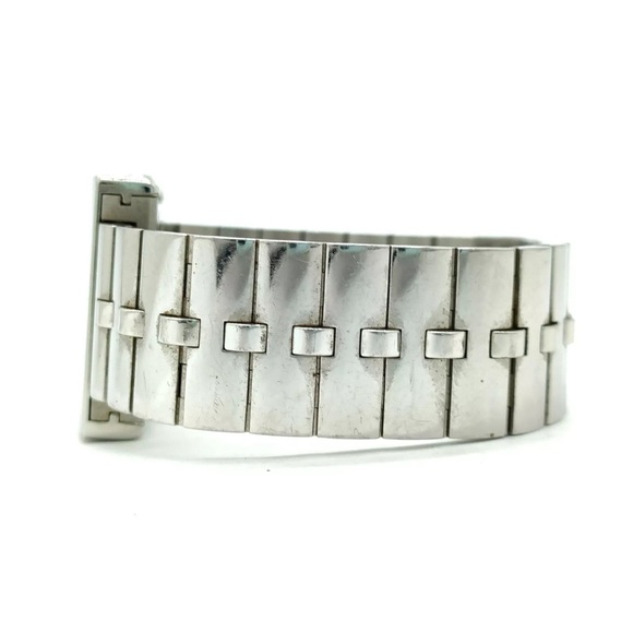 Hermès BE1.210 25mm Women's Watch - White Dial, Silver Bracelet, Model 3555451 - Picture 3 of 8